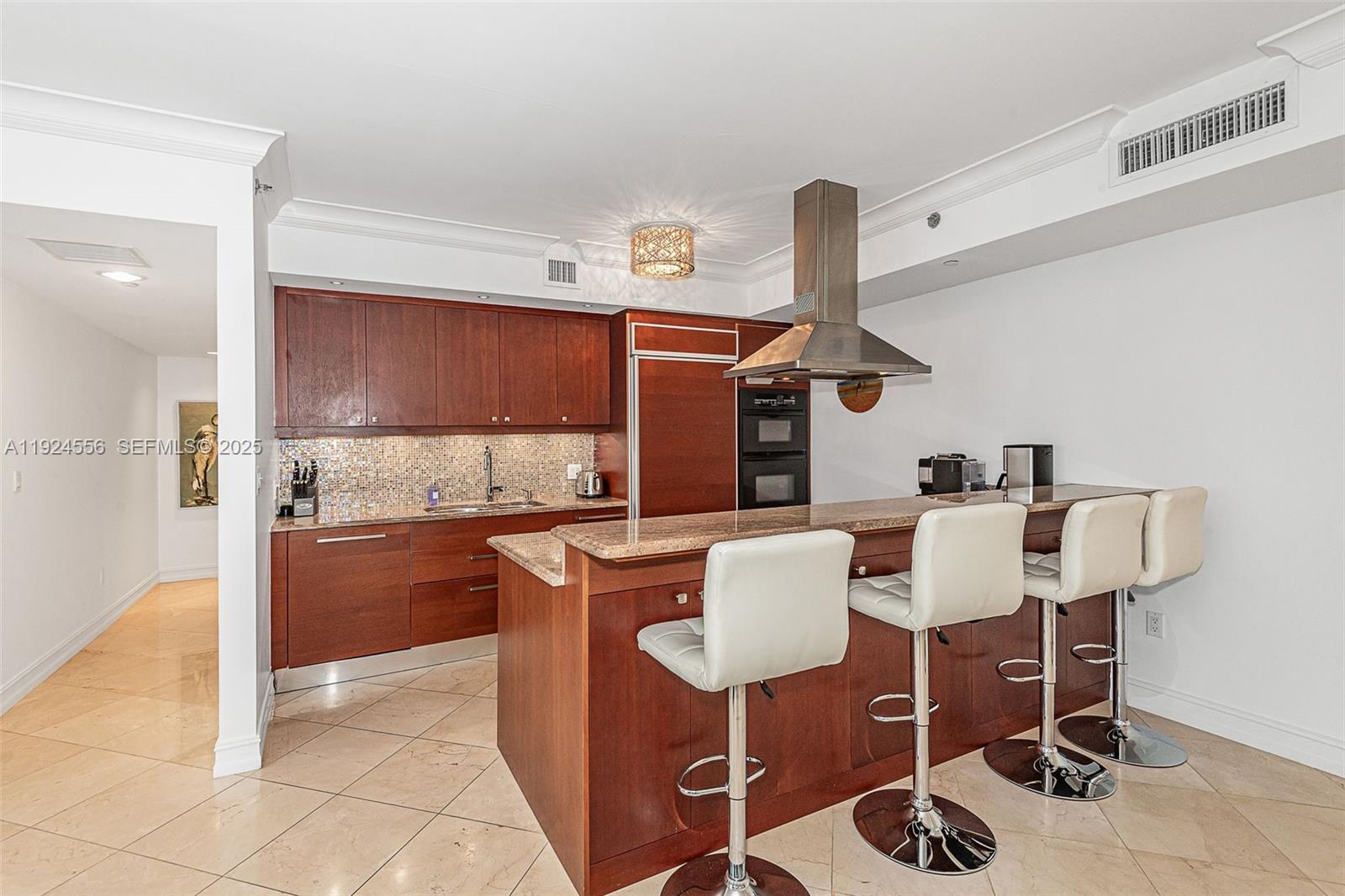 Beach Club Condo - Residential Lease