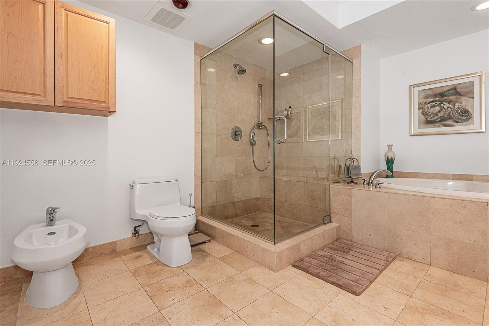 Beach Club Condo - Residential Lease