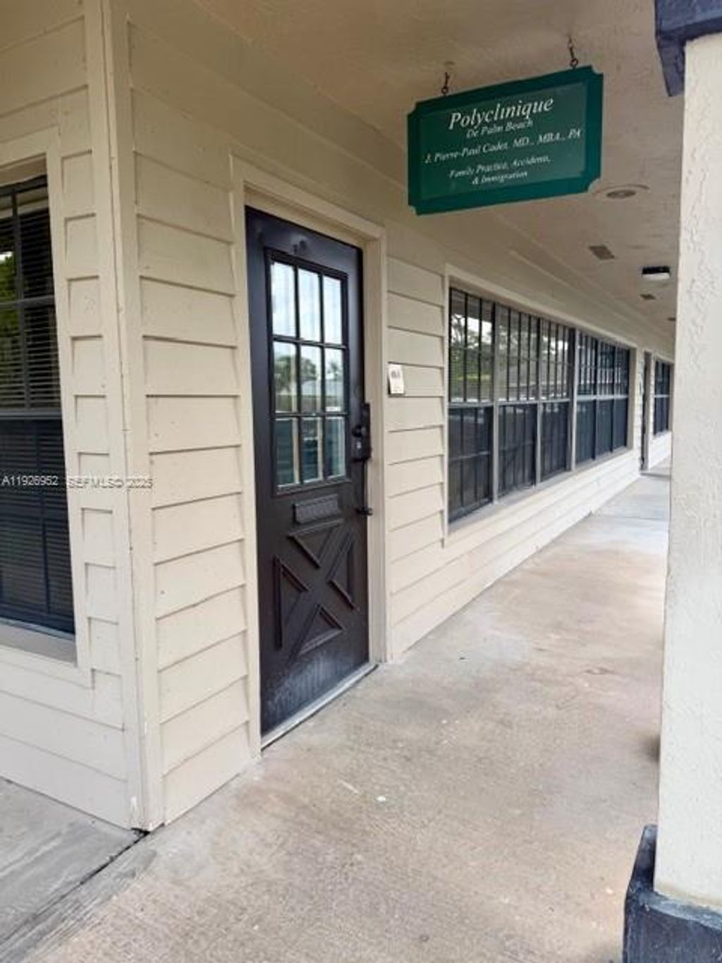 Photo of 5353 Atlantic Ave #405, Delray Beach, FL 33484 (MLS # A11926952)