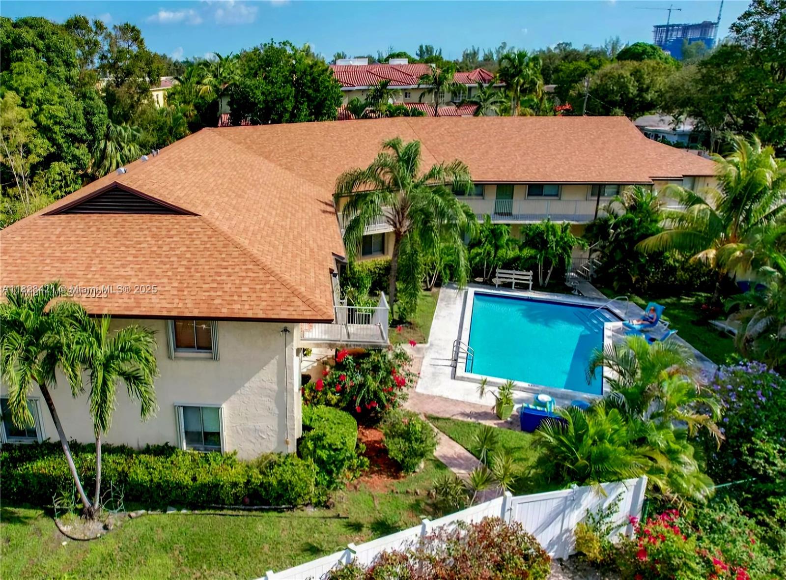 BAMBOO VILLAS CONDO - Residential Lease