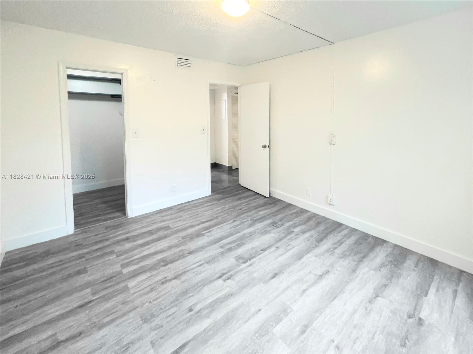 BAMBOO VILLAS CONDO - Residential Lease