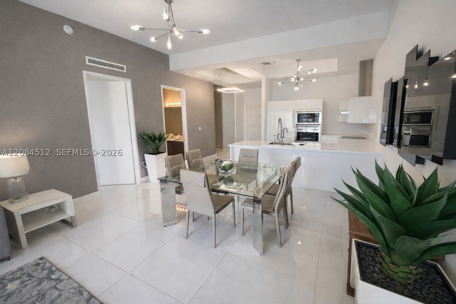 250 Sunny Isles Blvd TH-407