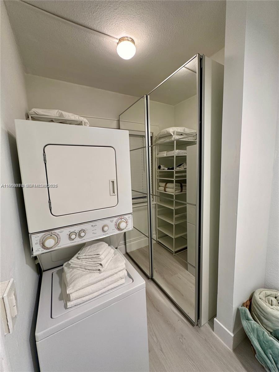 MENDOZA CONDO - Residential Lease