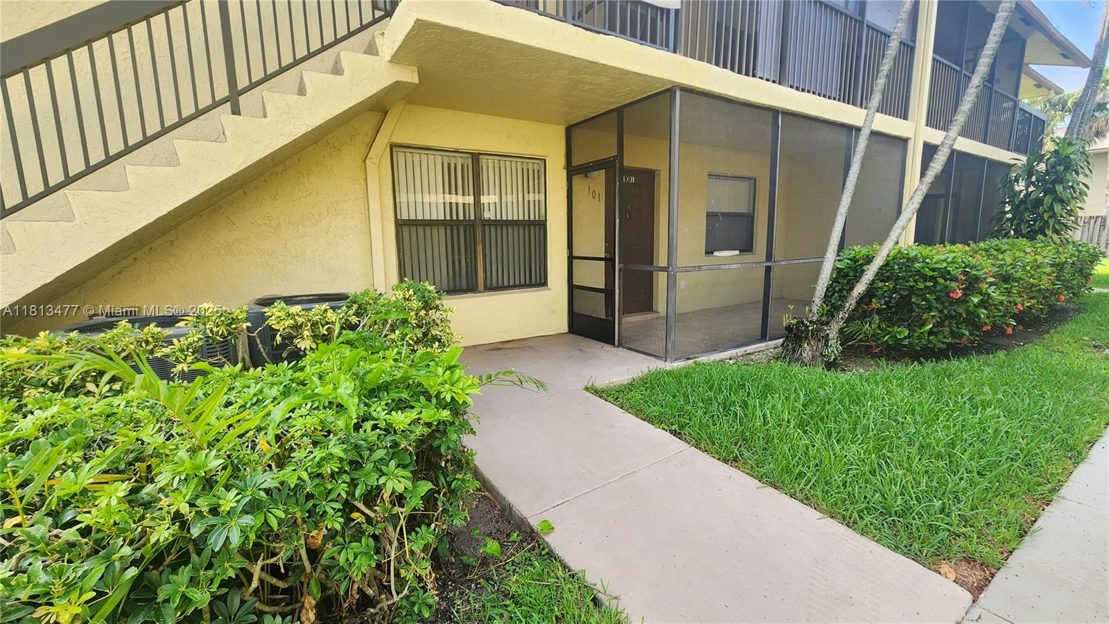 Rental Property at 10027 Winding Lake Rd 101, Sunrise, Miami-Dade County, Florida - Bedrooms: 2 
Bathrooms: 2  - $1,850 MO.