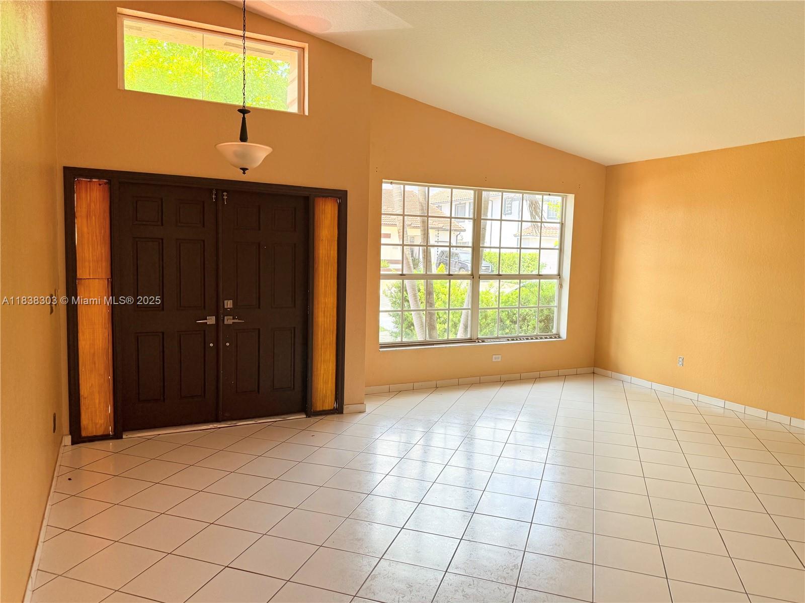 8973 NW 147th Ter