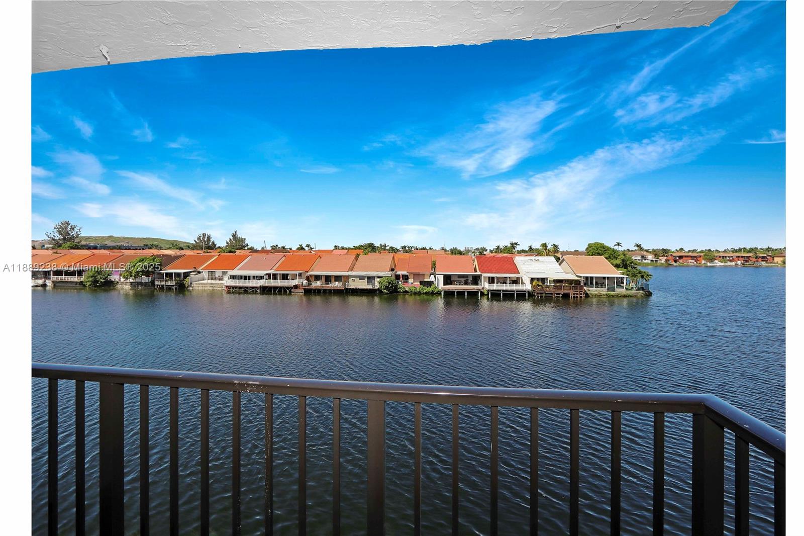 VISTA ALEGRE TOWNHOMES CO - Residential Lease