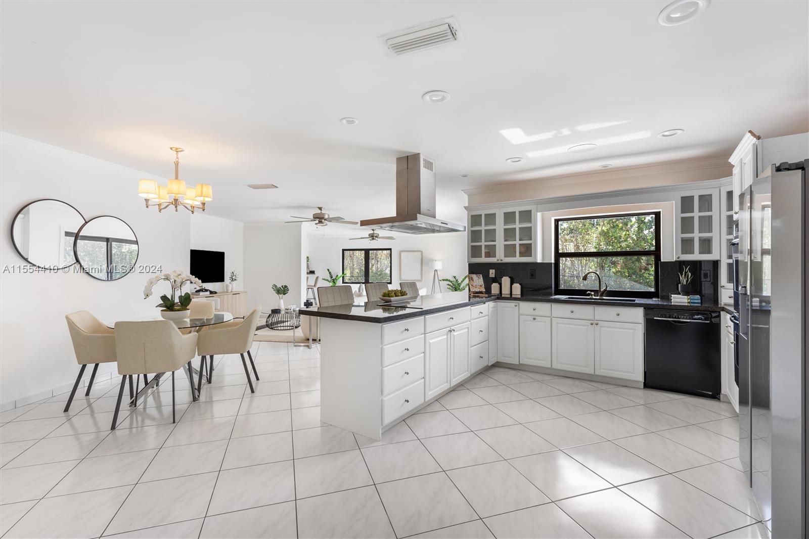 CORAL BAY SEC B - Residential