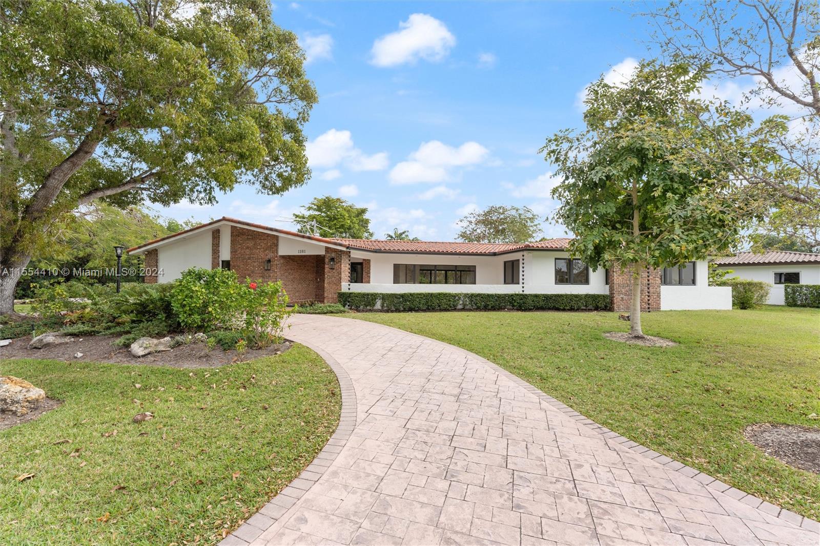 CORAL BAY SEC B - Residential