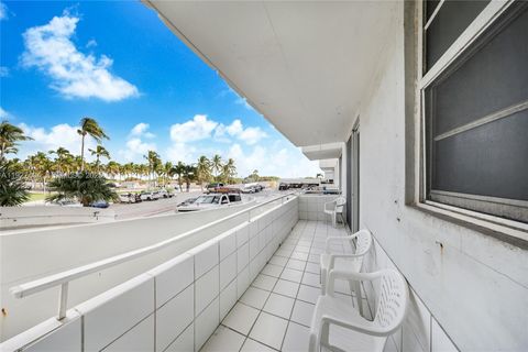 465 Ocean Dr 224 Miami Beach FL 33139