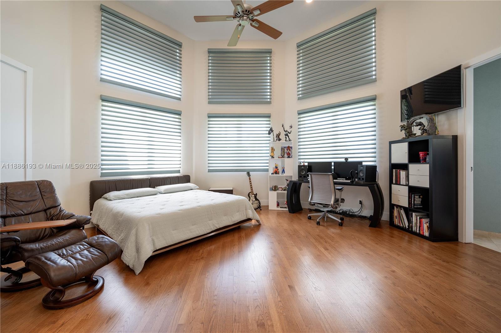 WINDMILL RANCHES - Residential