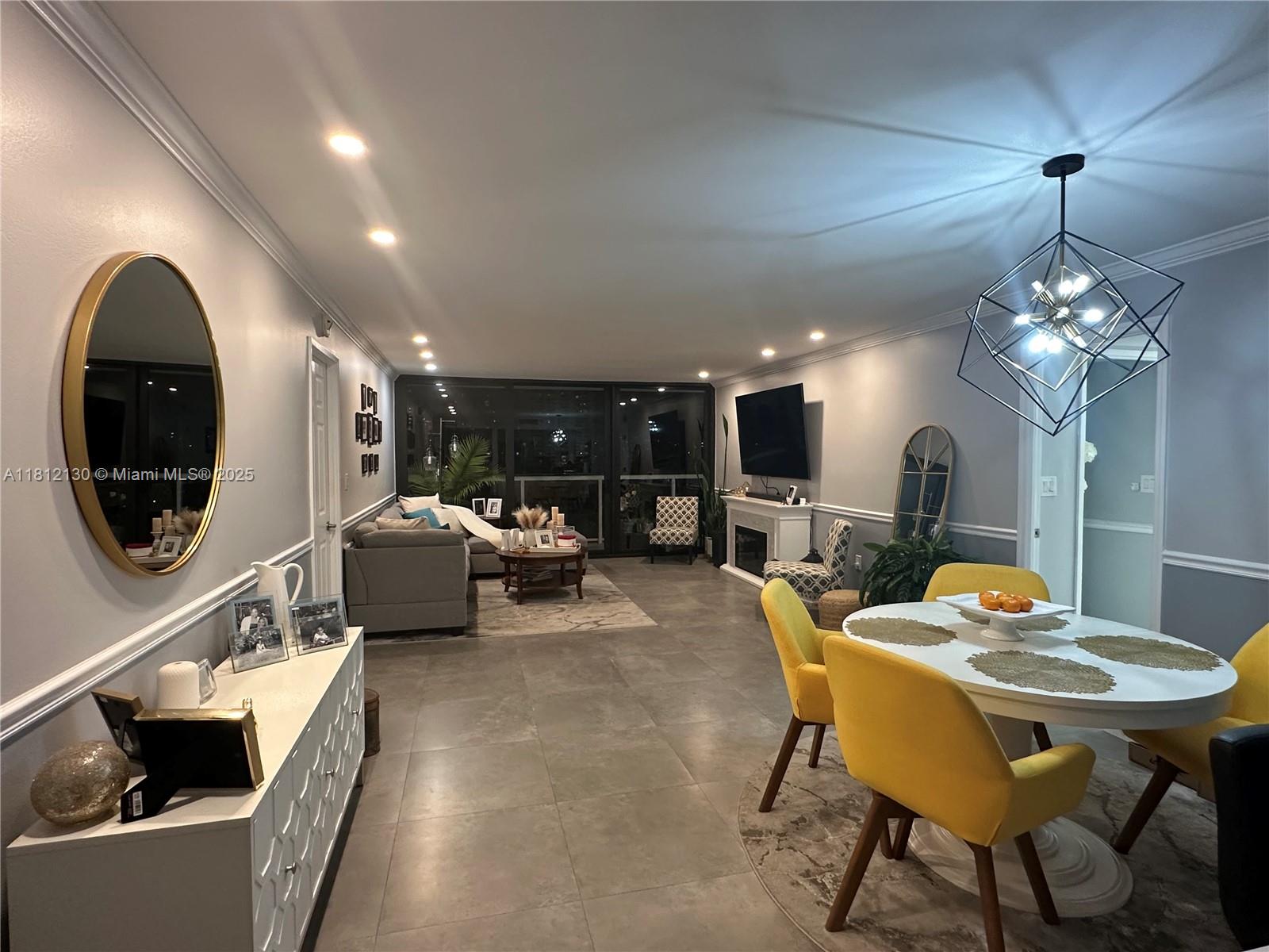 3701 N Country Club Dr 809