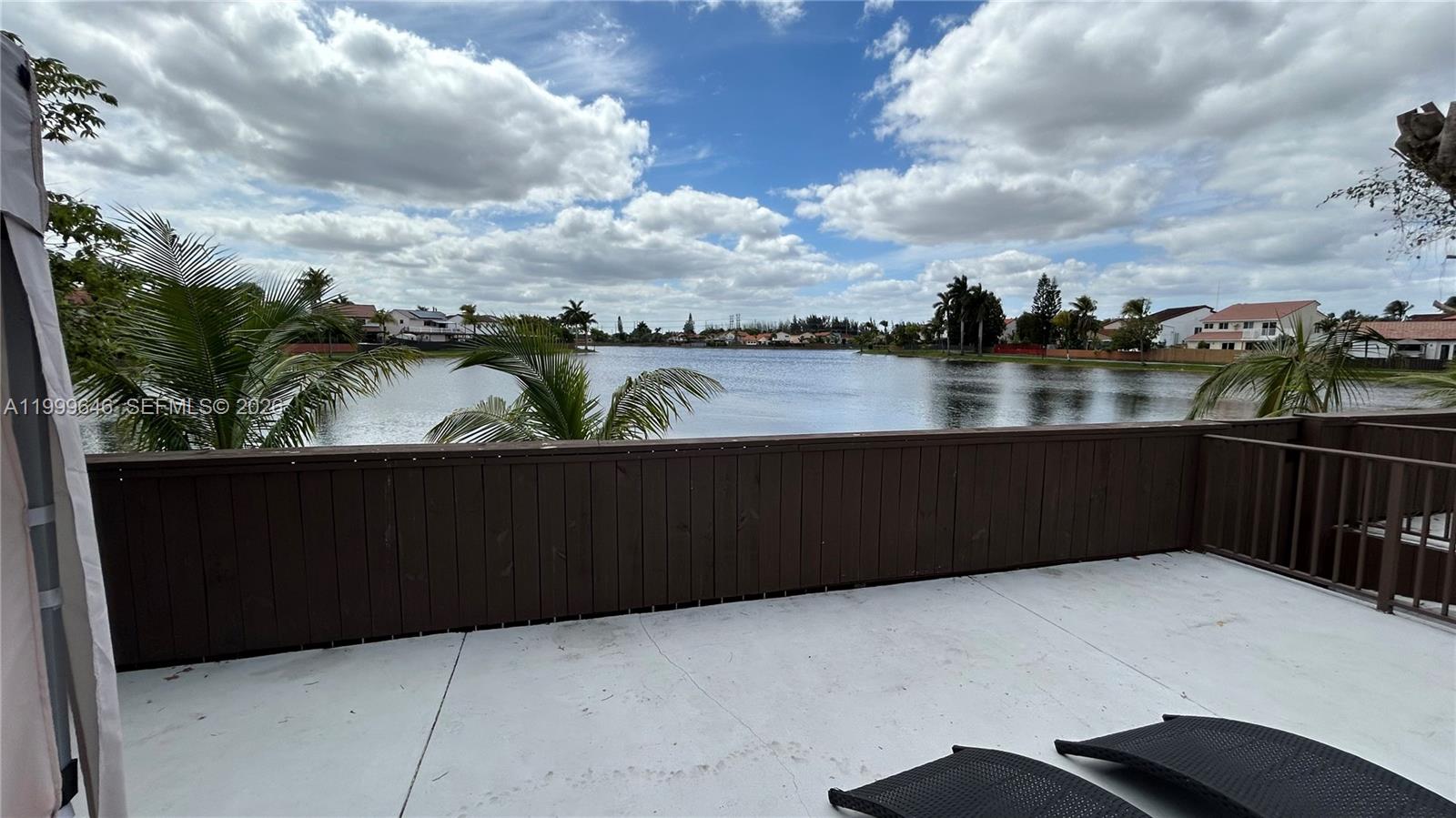 TAMIAMI LAKES SEC 5 - Residential