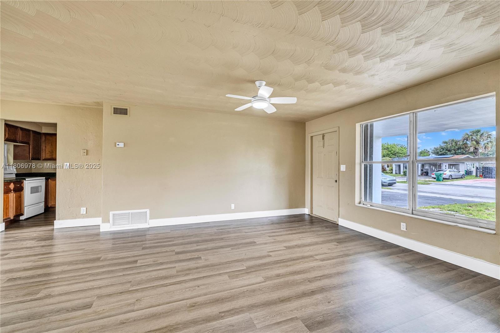 3740 NW 9th St