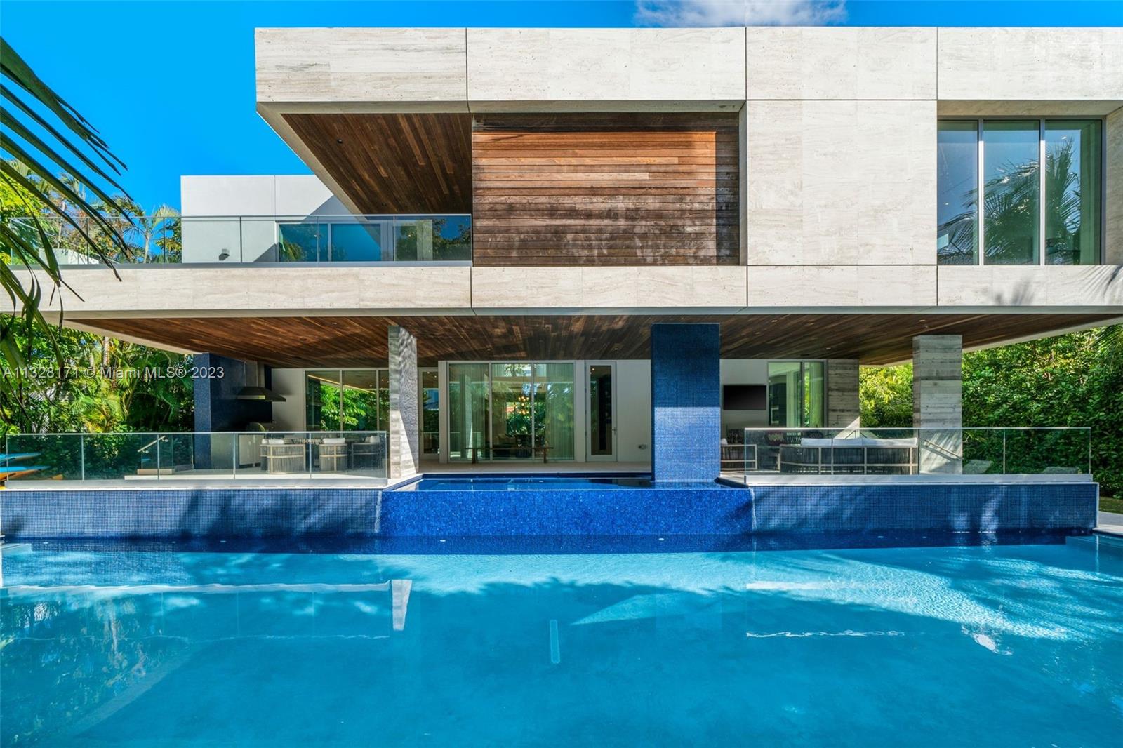 HOLIDAY COLONY - Residential