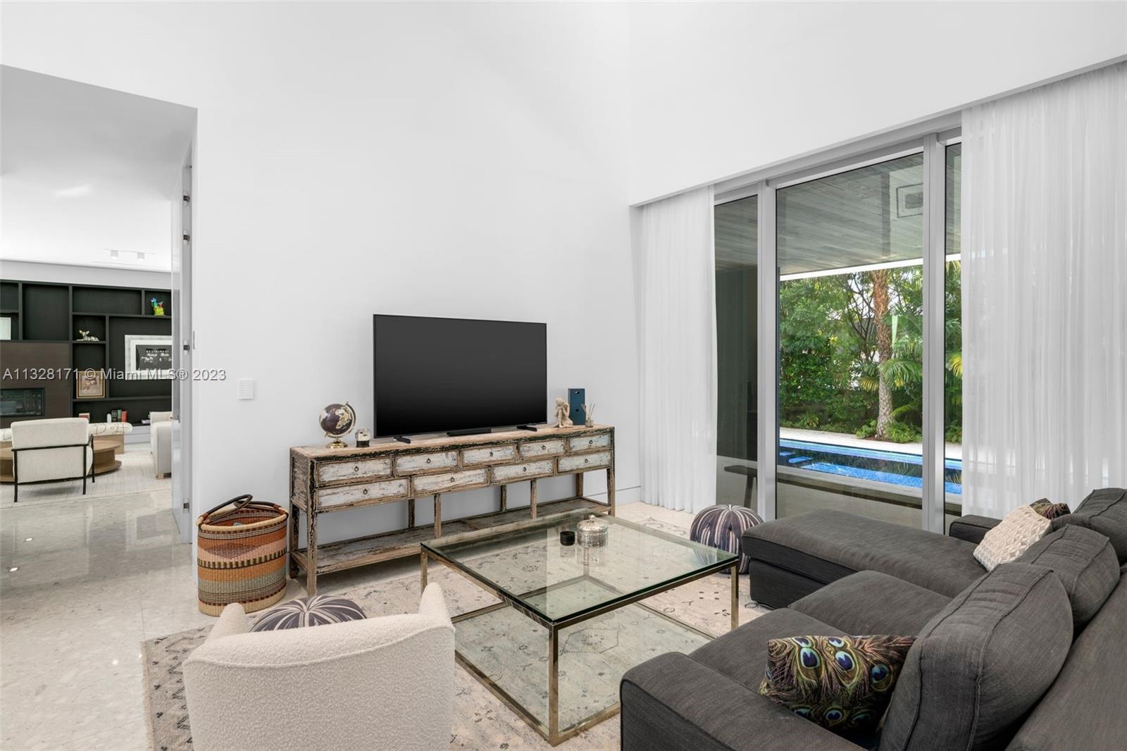 HOLIDAY COLONY - Residential