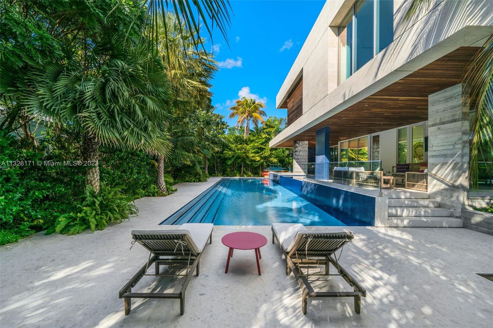 HOLIDAY COLONY - Residential