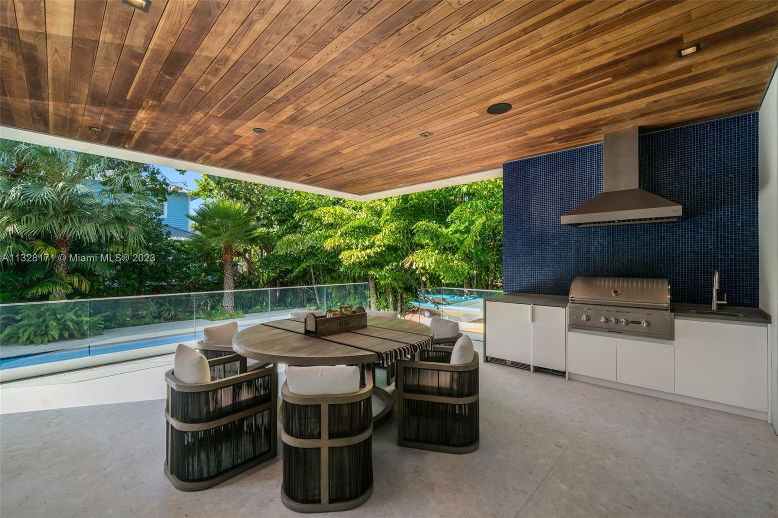 HOLIDAY COLONY - Residential