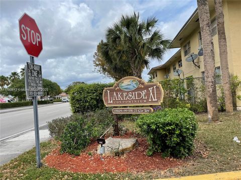 15629 SW 73rd Cir Ter 9-10 Miami FL 33193