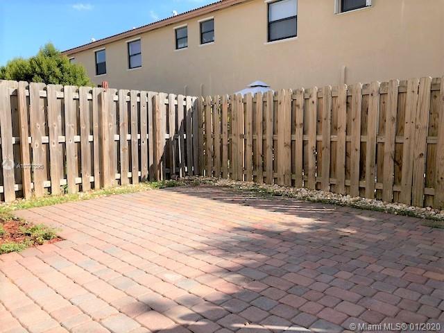 CENTURY GARDENS AT TAMIAM - Residential Lease