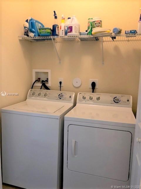 CENTURY GARDENS AT TAMIAM - Residential Lease