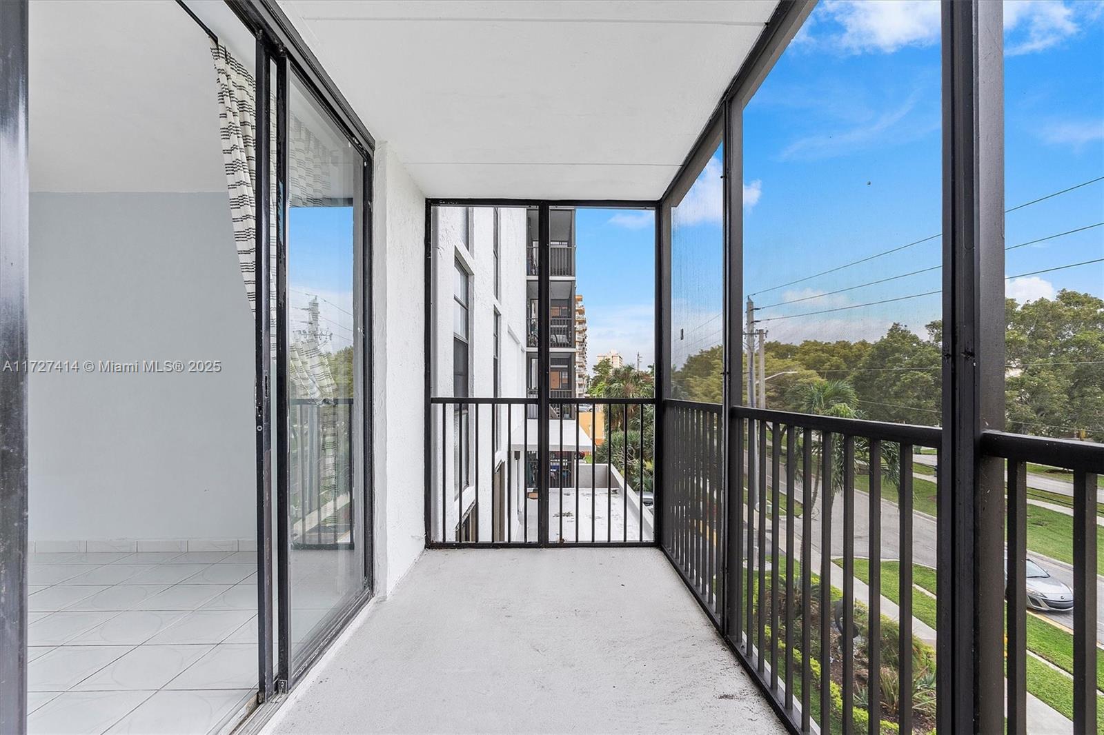 DORSET HOUSE CONDO - Residential