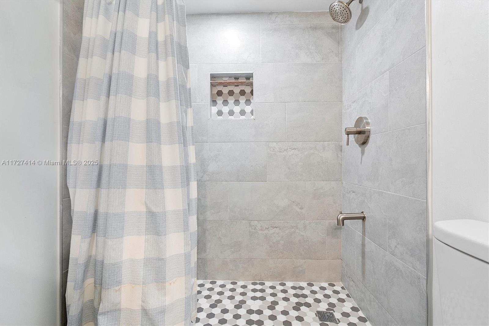 DORSET HOUSE CONDO - Residential