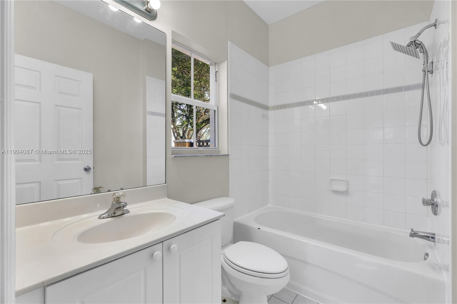 MERRICK PRESERVE CONDO - Residential Lease