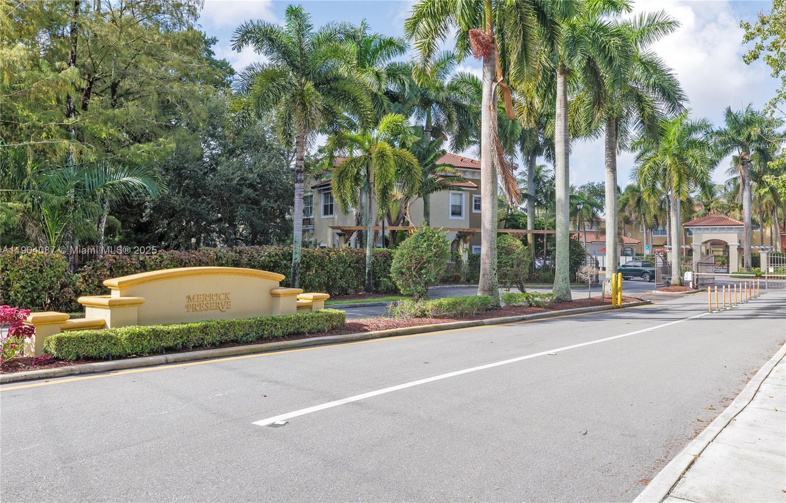 MERRICK PRESERVE CONDO - Residential Lease