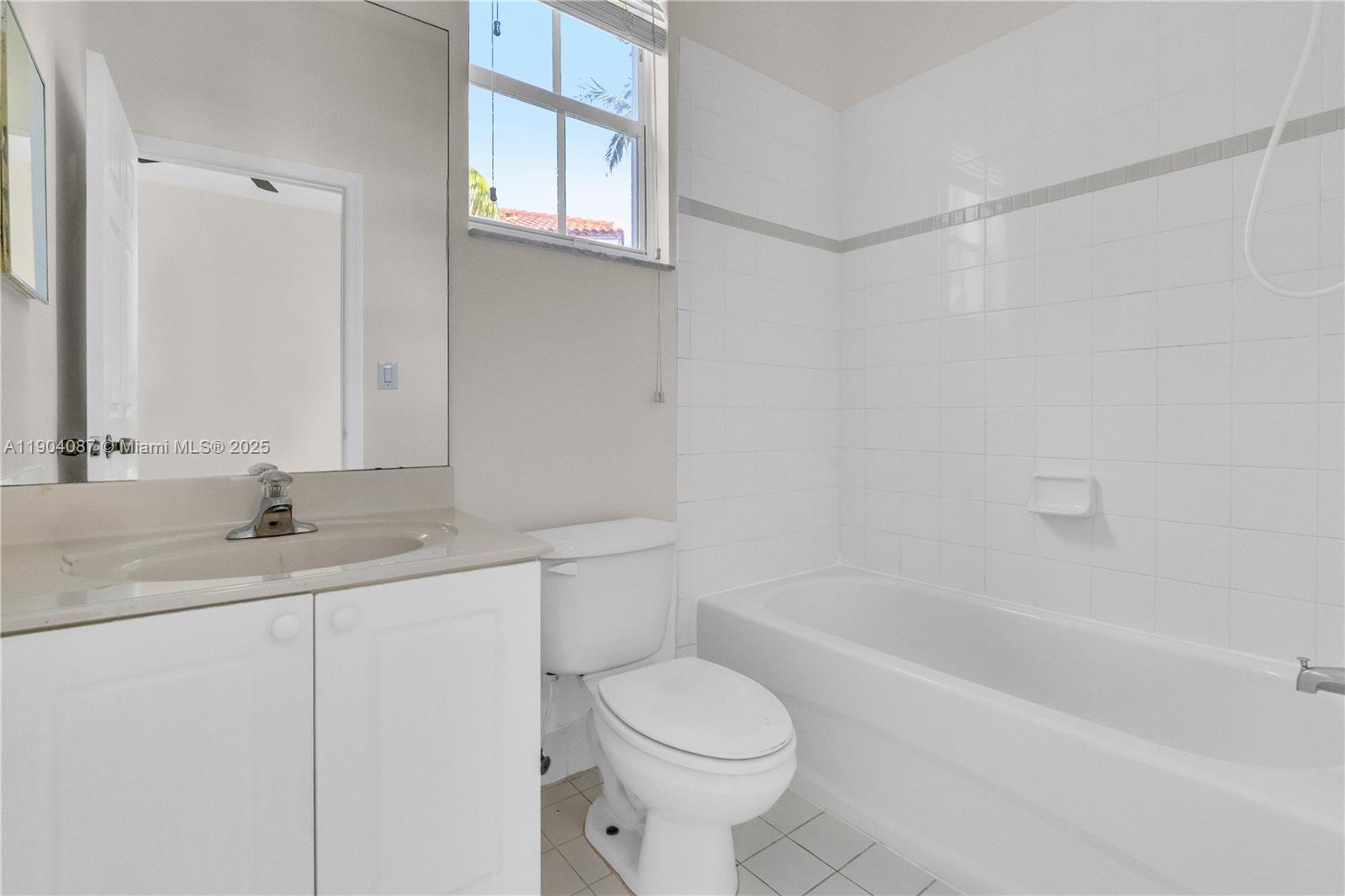 MERRICK PRESERVE CONDO - Residential Lease