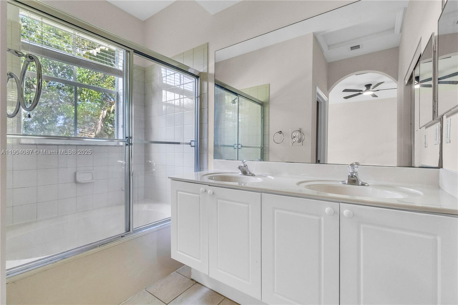 MERRICK PRESERVE CONDO - Residential Lease