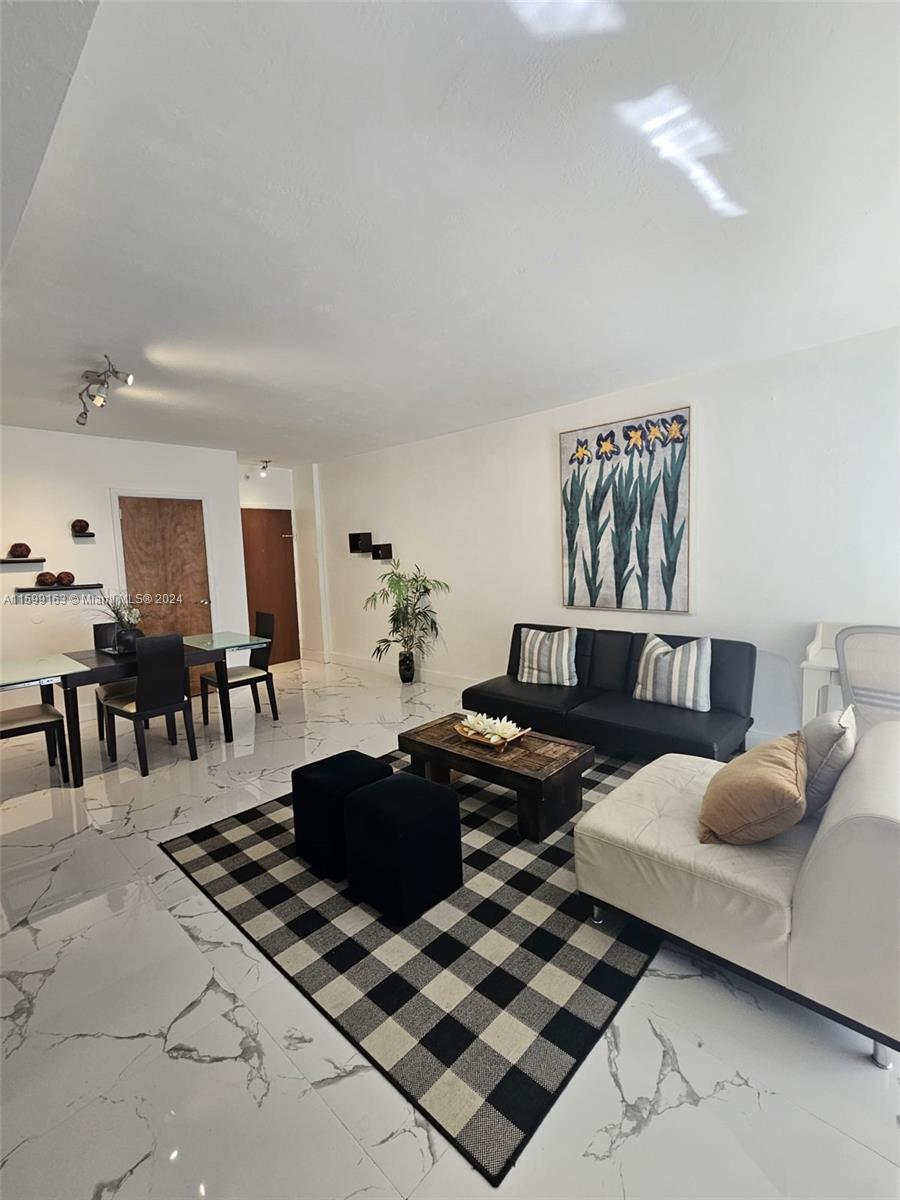 Tides on Ocean Drive, this 1bedroom, 1bathroom apartment has been completely remodeled to be turnkey ready, It is perfect for investors, building policy allows short-term rentals. Have the Ocean and beach on your back yard. Two swimming pools heated in winter, two gyms, a large party room and business rooms. The building is close to restaurants, shopping centers, and grocery stores, making it an ideal choice for both convenience and luxury living. This property qualified for special financing program for buyers who will make it as their primary residence