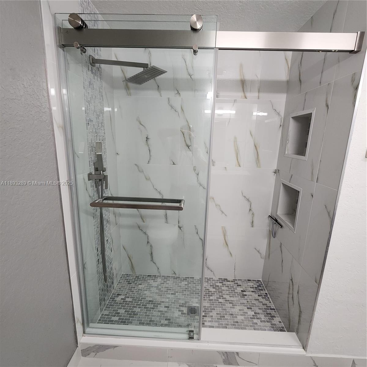 ROYAL RIVER II CONDO - Residential Lease