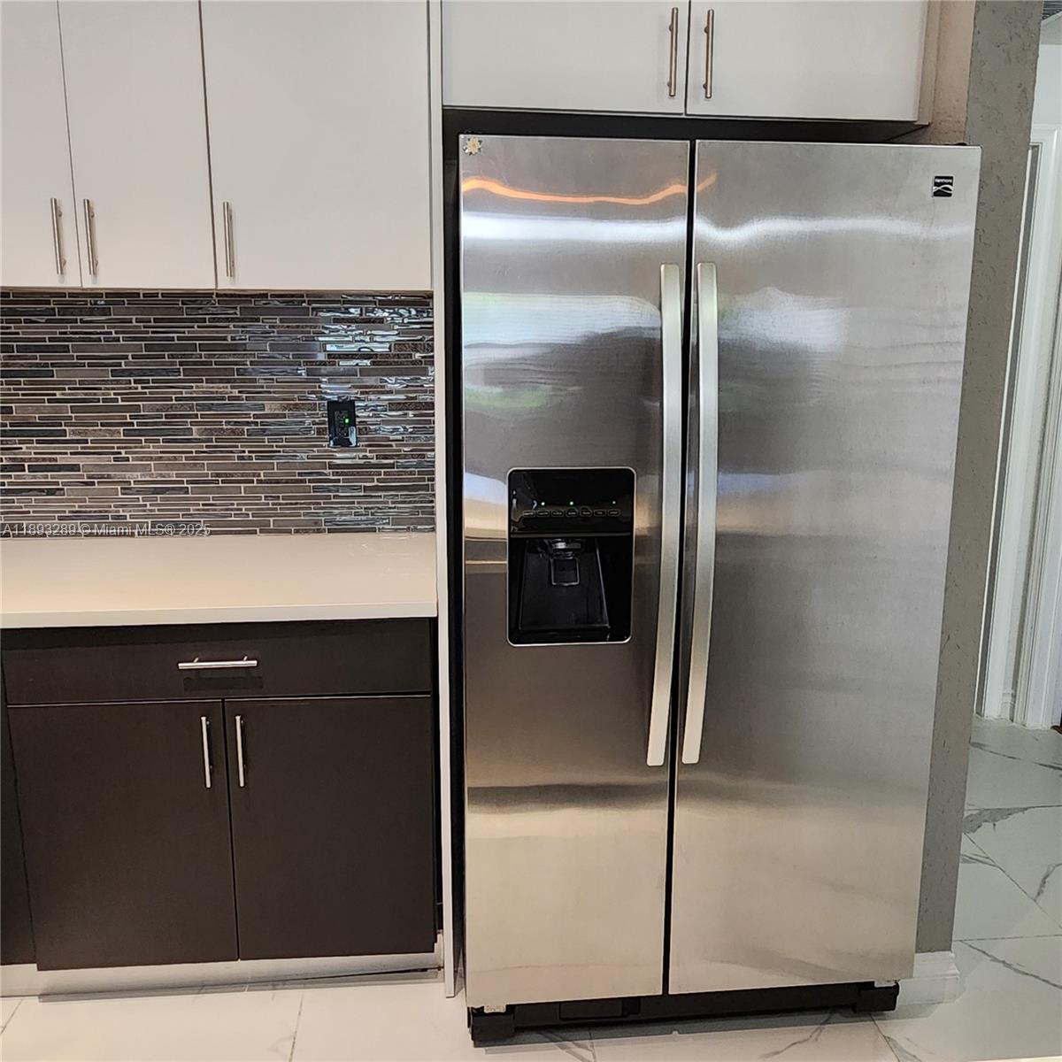 ROYAL RIVER II CONDO - Residential Lease