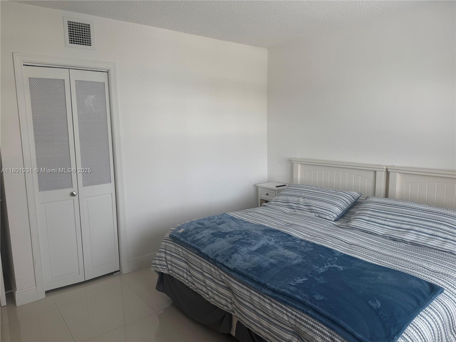 LEISURE TOWERS CONDO - Residential Lease