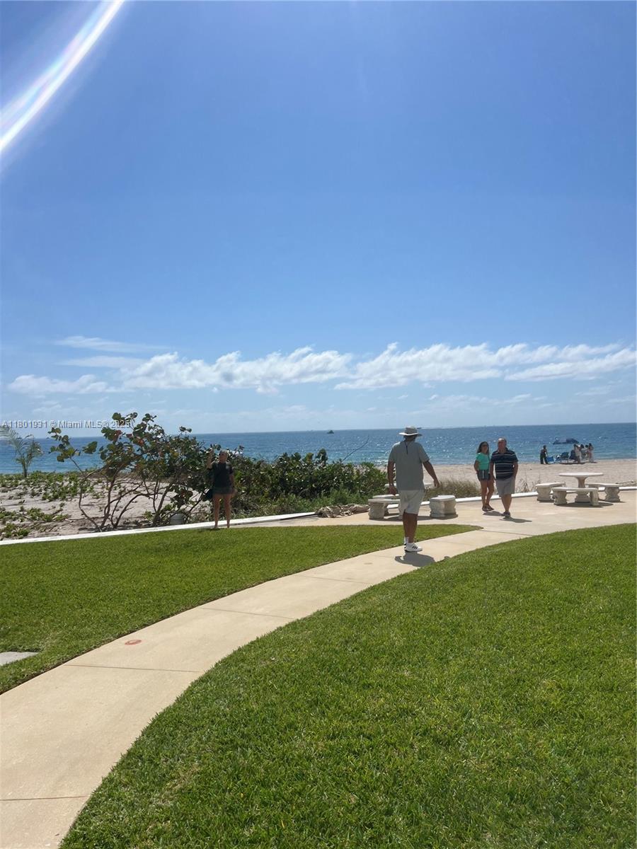LEISURE TOWERS CONDO - Residential Lease