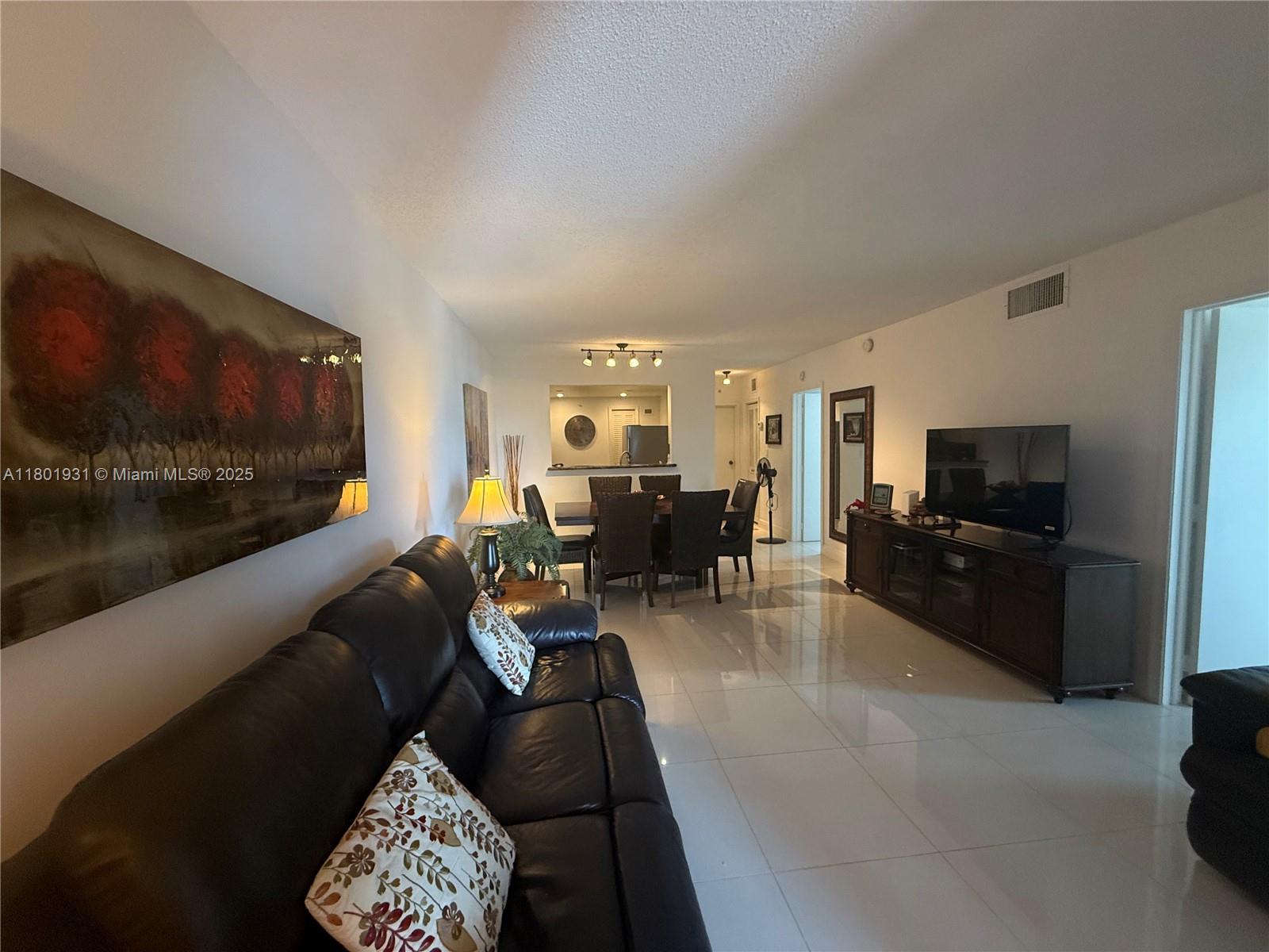 LEISURE TOWERS CONDO - Residential Lease