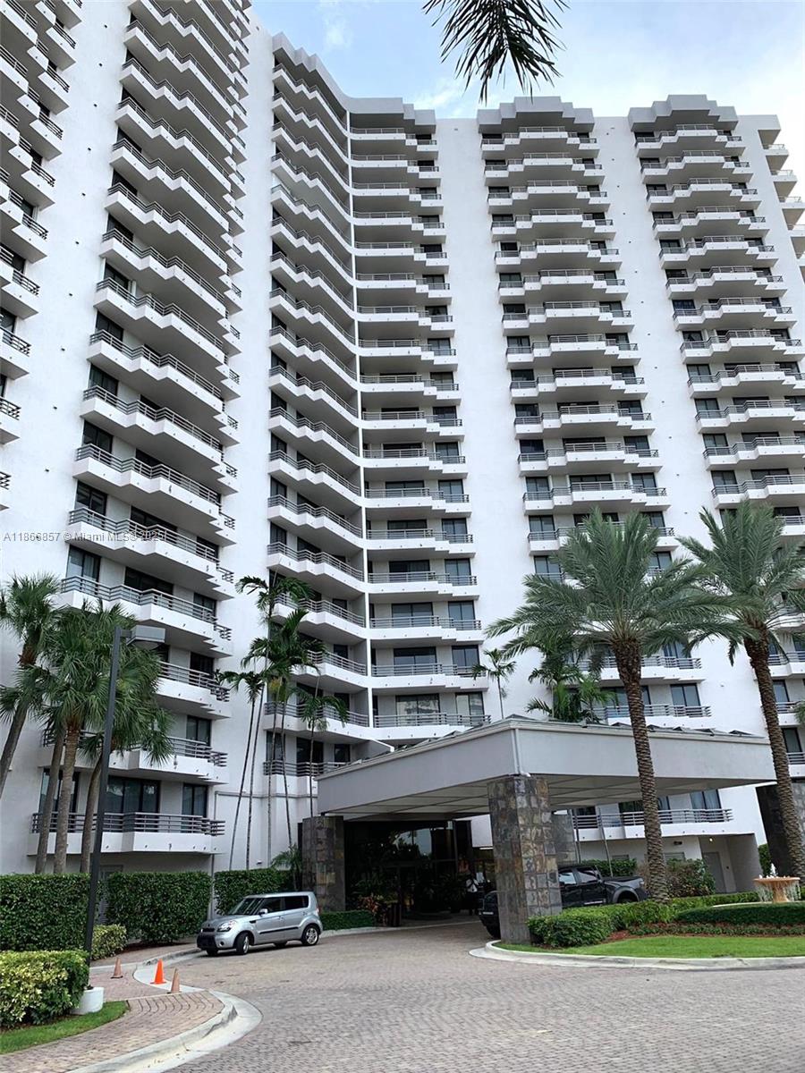 BEAUTIFUL 2/2 FULLY FURNISHED AND EQUIPPED APARTMENT IN FULL SERVICE BUILDING IN AVENTURA.... 3-MONTH MINIMUM LEASE...EASY ACCESS TO SUNNY ISLES BEACH AND WALKING DISTANCE TO AVENTURA MALL...HIGH FLOOR APARTMENT WITH GORGEOUS GOLF COURSE AND SUNNY ISLES BEACH....ASSIGNED PARKING SPACE AND OPTION TO LEASE AN ADDITIONAL SPACE...GYM, SWIMMING POOL, ON-SITE MANAGEMENT AND MORE...