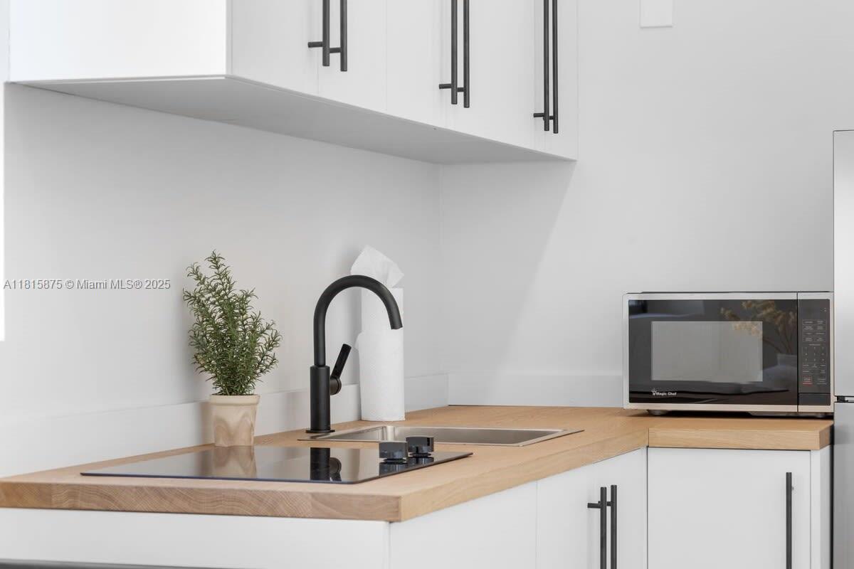 MELALEUCA GARDENS RESUB - Residential Lease