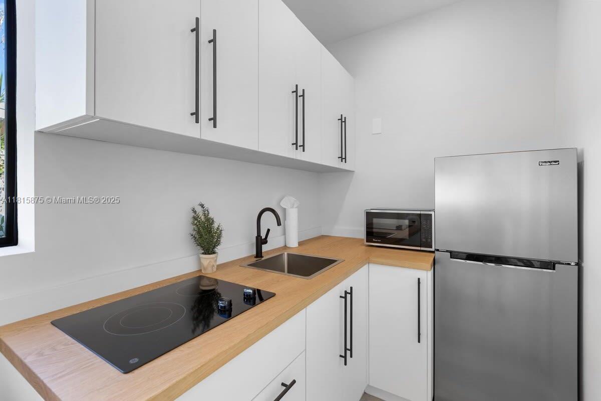 MELALEUCA GARDENS RESUB - Residential Lease