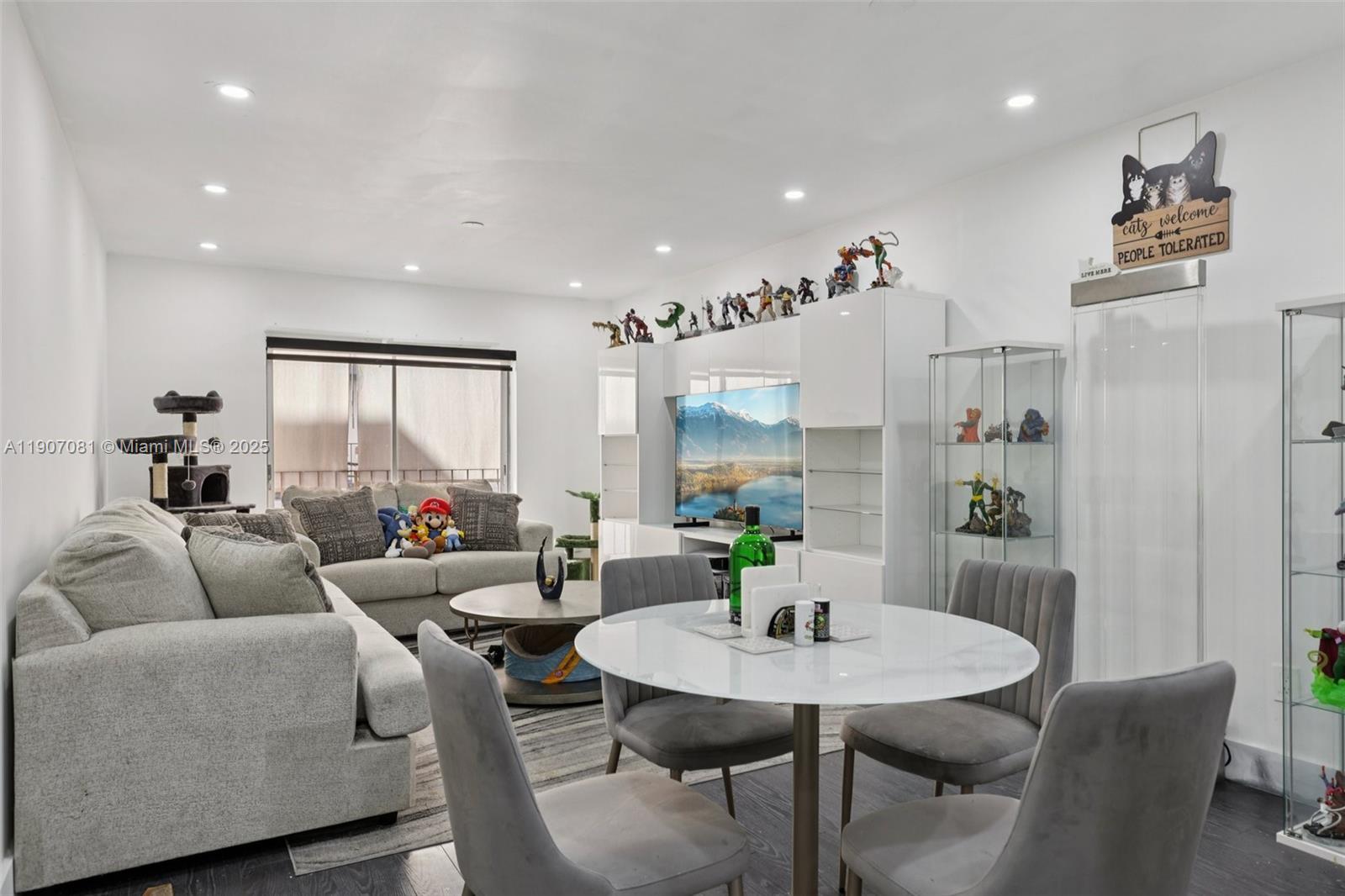 SILVER SPRING TOWER CONDO - Residential