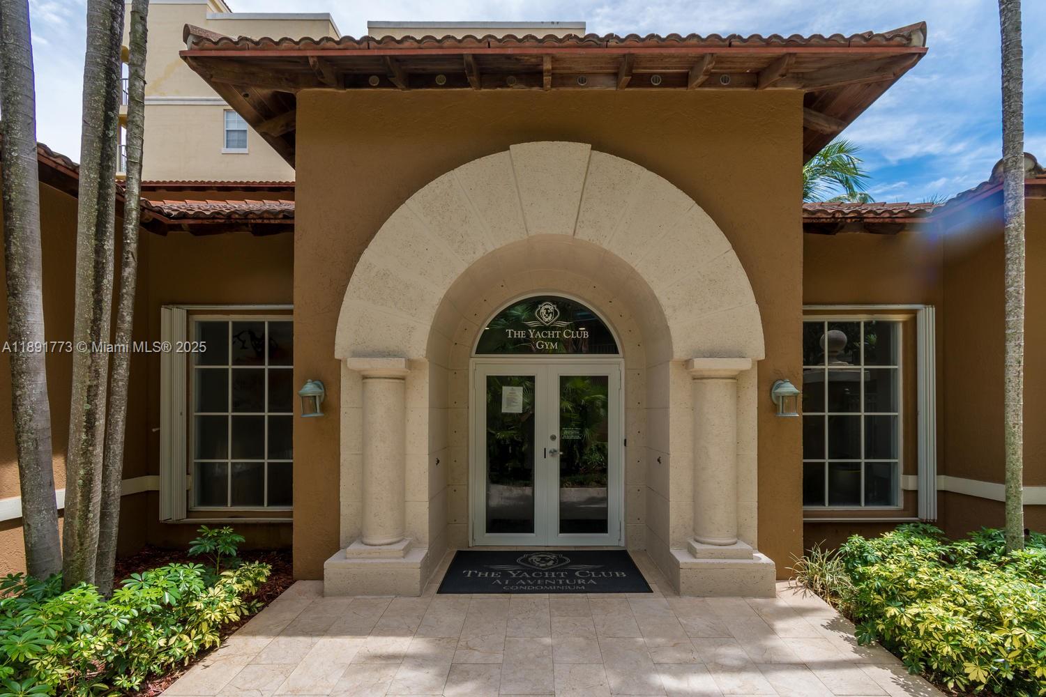 THE YACHT CLUB AT AVENTUR - Residential