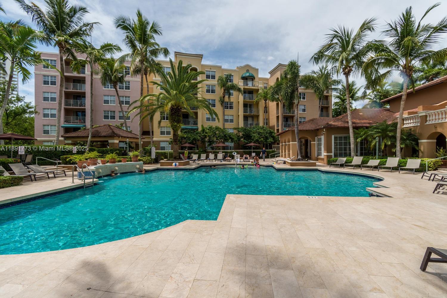 THE YACHT CLUB AT AVENTUR - Residential