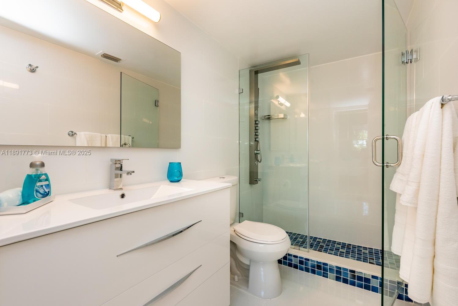 THE YACHT CLUB AT AVENTUR - Residential