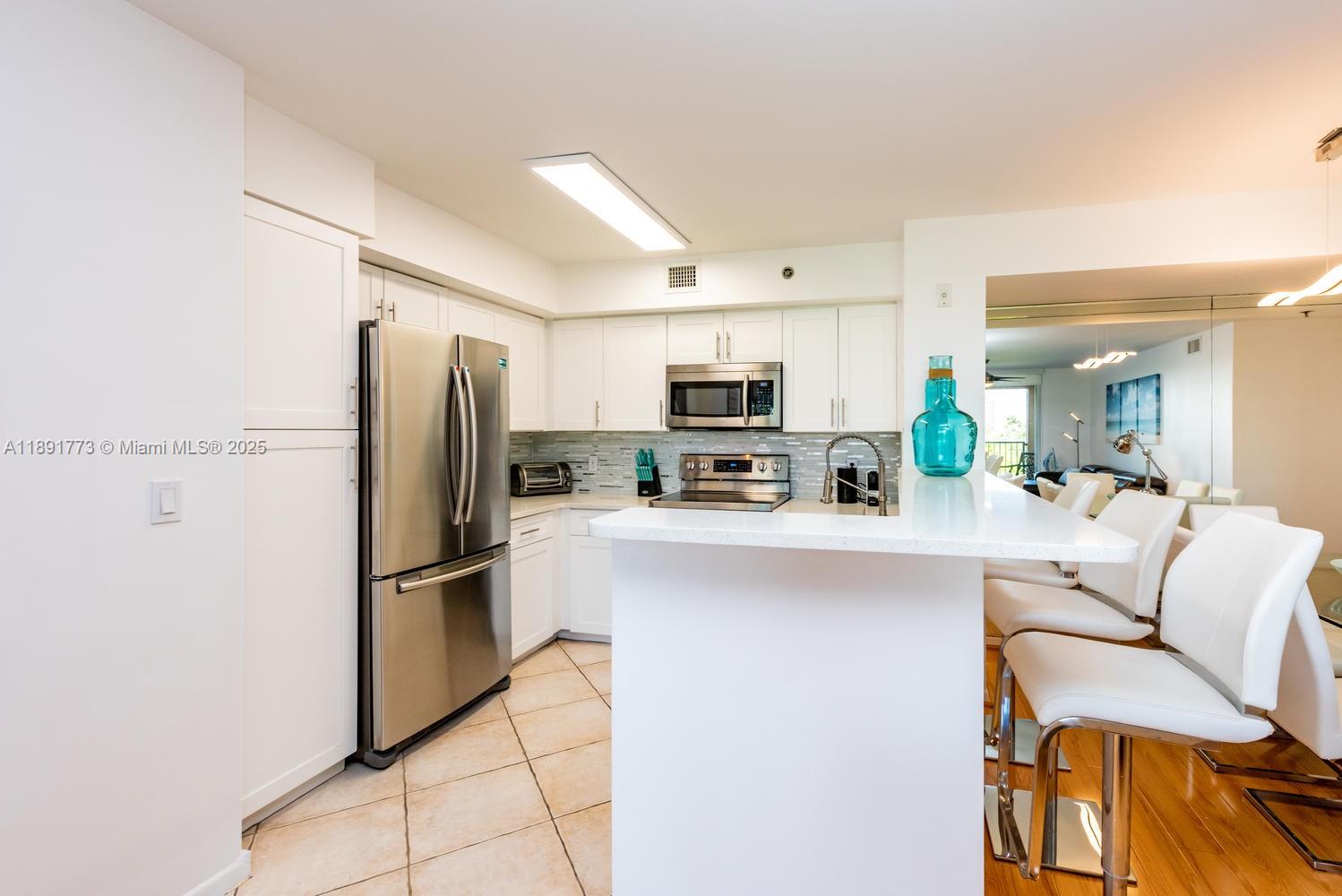 THE YACHT CLUB AT AVENTUR - Residential