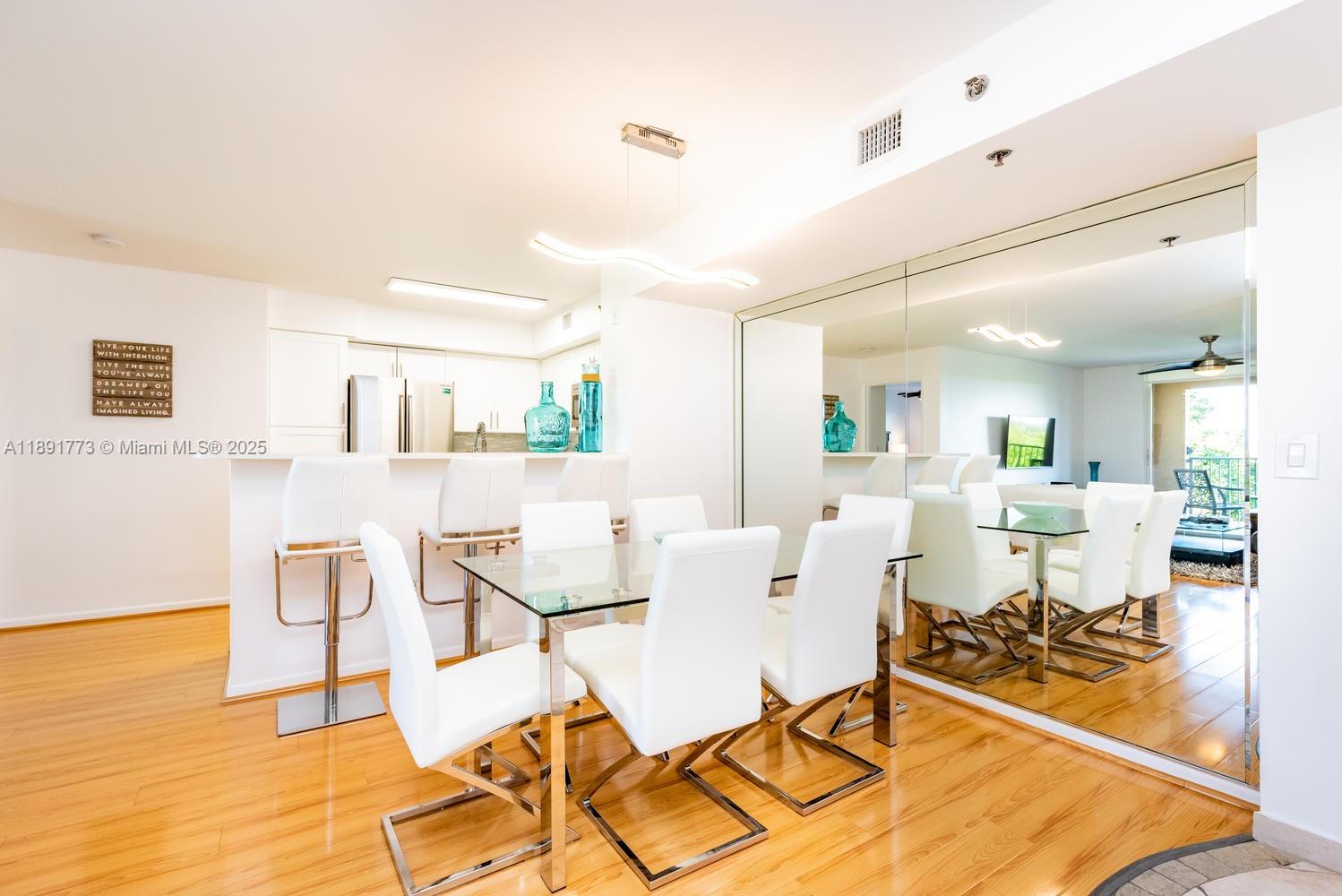 THE YACHT CLUB AT AVENTUR - Residential