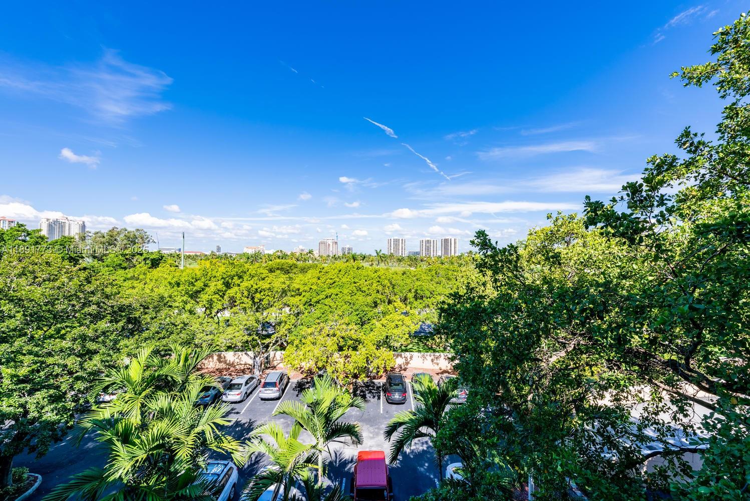 THE YACHT CLUB AT AVENTUR - Residential
