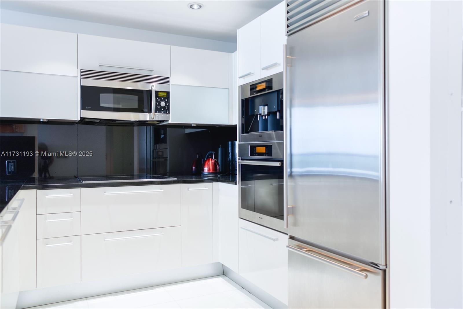 JADE OCEAN CONDO - Residential