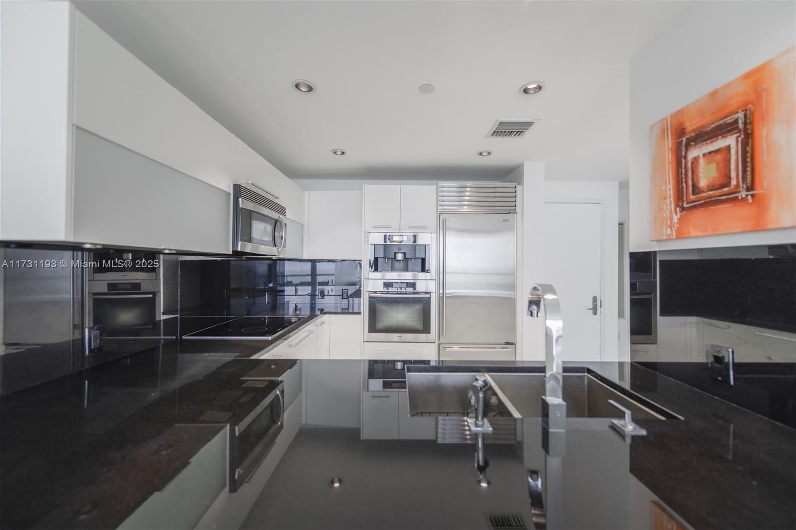 JADE OCEAN CONDO - Residential