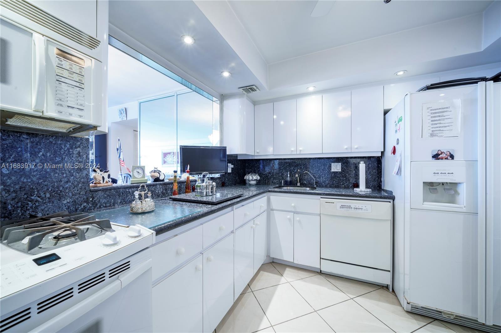 PARKER TOWER CONDO - Residential
