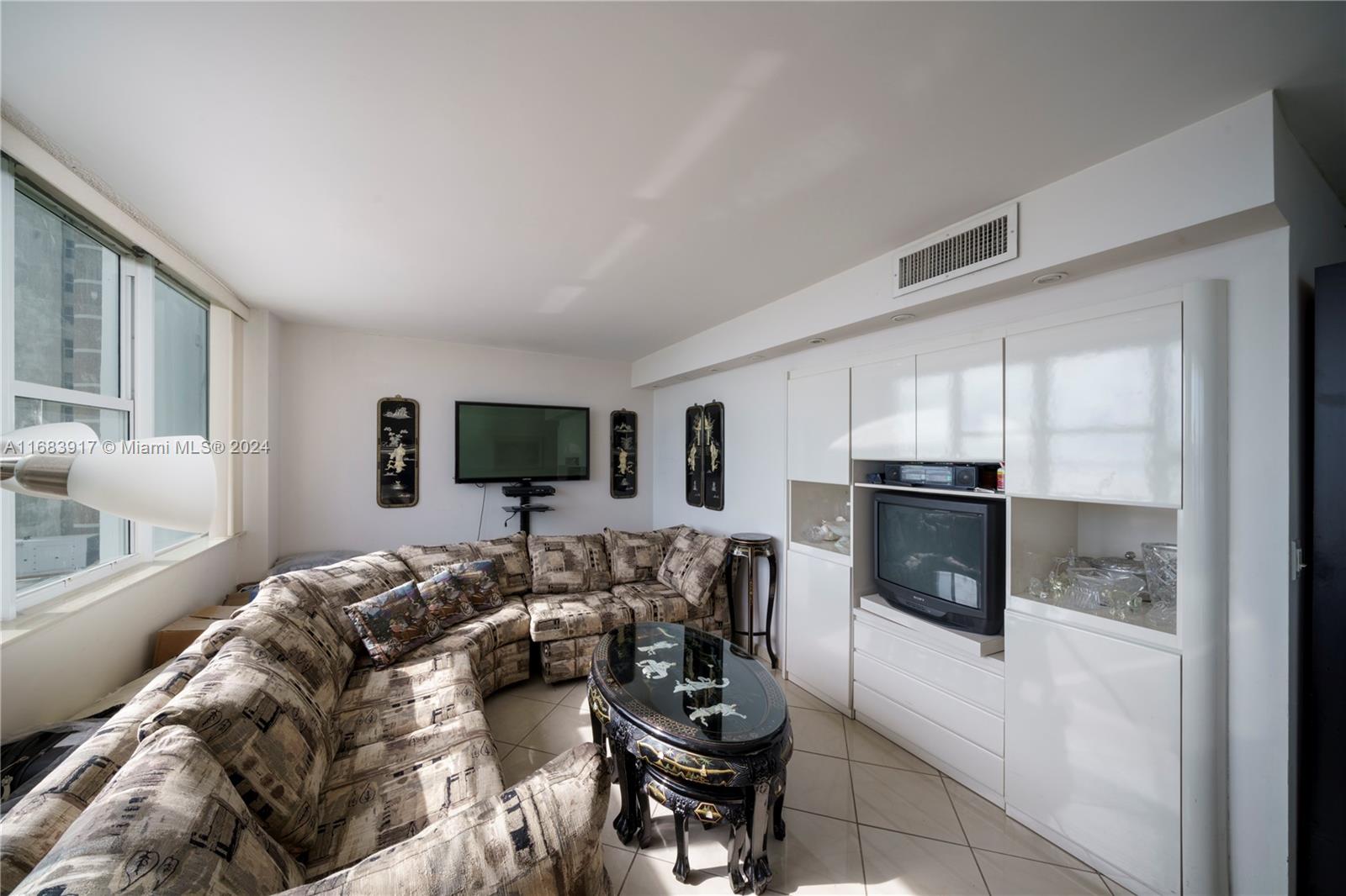 PARKER TOWER CONDO - Residential